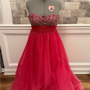 Dave & Johnny Hot Pink Strapless Beaded Sweetheart Gown